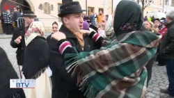 Fašiangy vyvrcholia zvykom Vivodzeňe Kačura