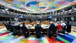 Défice de 70 mil milhões de euros da Ucrânia pode ser determinante no próximo orçamento da UE