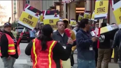 Chicago hotel workers strike as marathon weekend brings thousands to the city