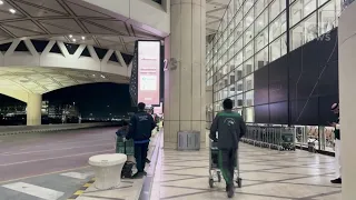 Top News - Tym e flakë në Riad. Sulmohet aeroporti, Arabia Saudite në panik