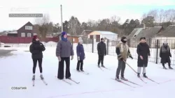 В Речицкой школе Почепского района ученики сыграли в лапту на лыжах