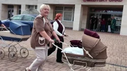 Pozvánka na výstavu retro kočíkov a hračiek v Turzovke