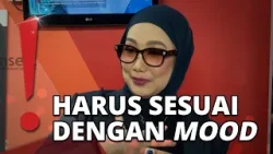 Reza Artamevia Lebih Suka Pakai Outfit Monokrom-Pakai Boots