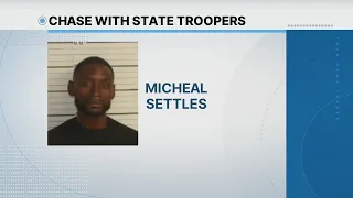 Man charged with DUI allegedly flees from trooper, crashes into house