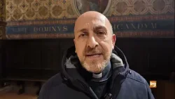 Gubbio, ultimi preparativi per la Processione del Cristo Morto