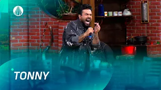 Tonny canta CLÁSSICOS do SERTANEJO | Terra da Padroeira
