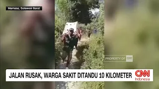 Jalan Rusak, Warga Sakit Ditandu 10 Kilometer