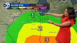 ABC7 AccuWeather Forecast: Chicago area under Level 1 for severe storms risk (Midday update)