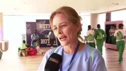 ‘Cumplamos un Sueño con el Tour Telemedellín’ entrega kits escolares a 600 niños