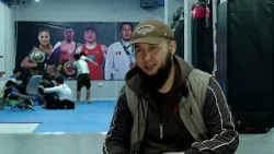 Жөнөкөй залдан чемпиондор чыгууда! Машыктыруучу Азат Бексултановдун сырлары / Атайын чыгарылыш