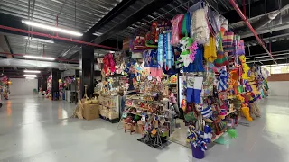 Civic-themed merchandise at San Miguelito market