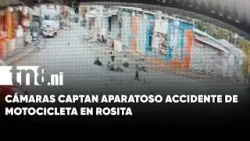 Cámaras captan aparatoso accidente de motocicleta en Rosita, Triángulo Minero