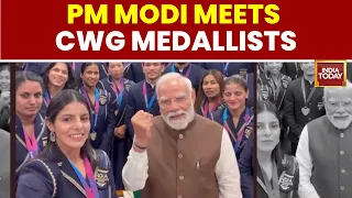 PM Modi Interacts With Commonwealth Games Medalists As Women Athletes Lead India's Medal Tally | CWG