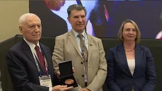 Prof. Haberal in Australia as Guest of Honor at the World Transplant Congress