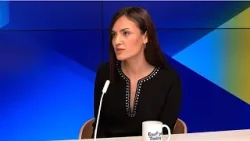 Tehran 'will continue to massacre people' if not stopped, Iranian chess grandmaster tells Euronews