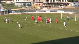 Červená karta a prvá prehra v sezóne