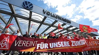 Szakszervezet: súlyos konfliktust kockáztat a Volkswagen a költségcsökkentéssel