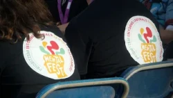 El Mental Fest omple la plaça Vella per lluitar contra els estigmes