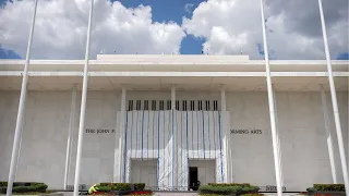 Kennedy Center votes to restore Trump's name and close for 2 years, challenging a judge's order