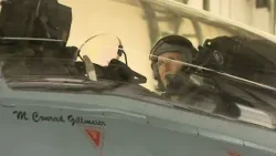 NATO-Chef Stoltenberg landet im Kampfjet in Rostock-Laage und schwärmt | ntv