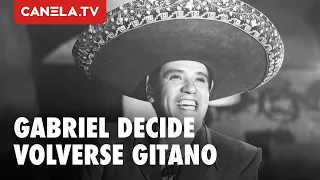 Gabriel cae rendido ante Reyes y su amor gitano | Échame A Mí La Culpa  | Cine de Oro | Canela.TV