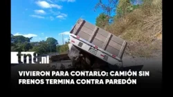 ‎¡Un milagro! Camión sin frenos termina contra un paredón en la Carretera Sur
