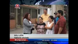 Residents of the Bararida neighborhood in front of the Las Veras building report sewage overflow