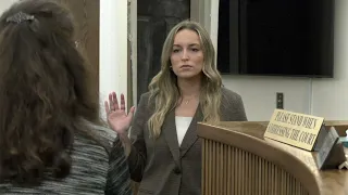 Ex-mistress of former 'American Idol' contestant charged in wife's murder takes stand