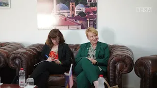 Kryetari Totaj priti  Anu Prattipati, e ngarkuar me punë në Ambasadën e SHBA në Kosovë