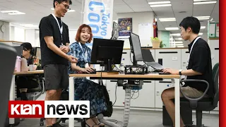 Klan News- I nxehti në Tokio, burrat lejohen të shkojnë në punë me të shkurtra