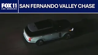 Search underway for LA police chase suspect