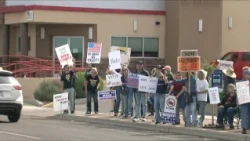 Tucsonans participate in No Kings Rally