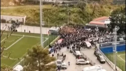 Sampdoria, i tifosi contestano squadra e società: "Ora salvatevi"
