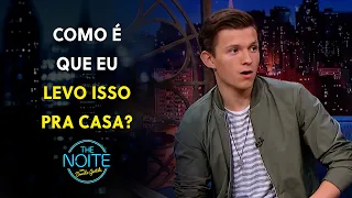 Tom Holland gets scared after receiving a surprising gift | The Noite (08/14/26)