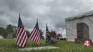 JROTC students pay respects to veterans’ graves