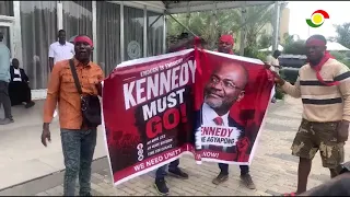 DEVELOPING: Angry NPP supporters chant "Ken Must Go" outside National Executive Committee meeting