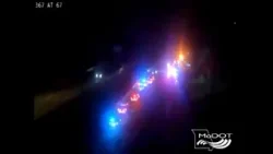 В результате ДТП с выездом на встречную полосу в северной части округа Сент-Луис погиб 1 человек,...