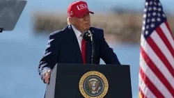 Trump se burla de Sheinbaum por el golfo de México e imita su supuesta reacción: "No, no, por favor"