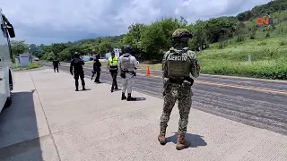 Authorities reinforce security and surveillance on the Acapulco-Zihuatanejo highway, Tecpan