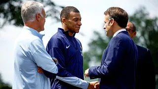 Hamis cikk szerint Mbappé szexuális zaklatással vádolja Macront