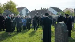 Megemlékezés a mezőkövesdi zsidó temetőben 2025. október 31-én