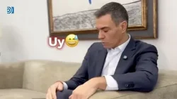 Las tomas falsas de Sánchez por Navidad: "Hoy nos echamos unas risas" Las tomas falsas de Sánchez por Navidad: "Hoy nos echamos unas risas"