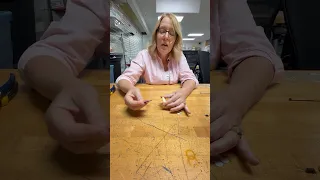 The Reusuem Shows You How To Build Your Own 'Bristle-Bot'