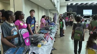Waco police hand out free backpacks, amid record breaking Back to School season