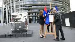 Ստրասբուրգում բացվեց «Արմատագիր - երկխոսության ուժը» խորագրով հուշարձանը