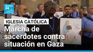 Sacerdotes marchan en Roma contra el "genocidio" de palestinos en Gaza • FRANCE 24 Español