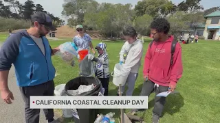 Berkeley families join thousands of volunteers for Coastal Cleanup Day
