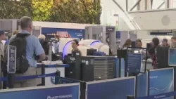 Сотрудники TSA продолжают работать без оплаты труда.