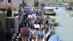 Los residentes de Venecia protestan contra la nueva tarifa de 5 euros para los turistas