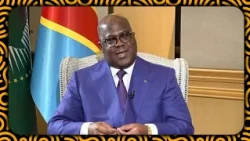UBUBILIGI - DRC: PEREZIDA TSHISEKEDI ARITEGURA KUJYA KUGANIRA N'ABABILIGI NYUMA YO KUMWANDAGAZA